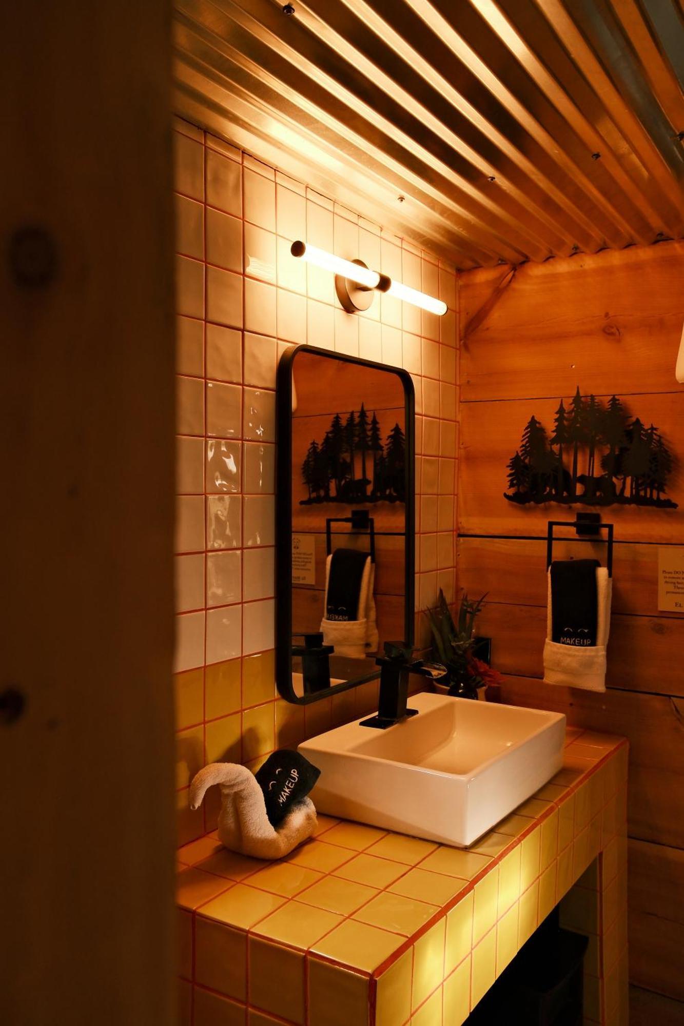 Nogal Crows Nest Treehouse At El Mstico Ranch 빌라 외부 사진